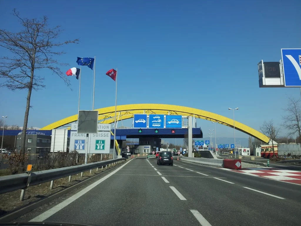 Poste frontière de Bardonnex entre Genève et la Haute-Savoie